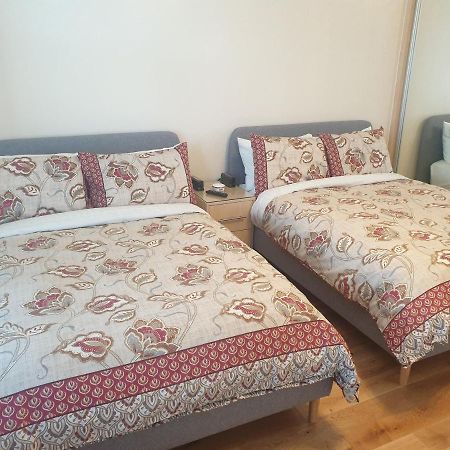 London Luxury 2 Bedroom Flat 5Min Walk From Overground, With Free Wifi, Free Parking-Sleeps X6 Ілфорд Екстер'єр фото